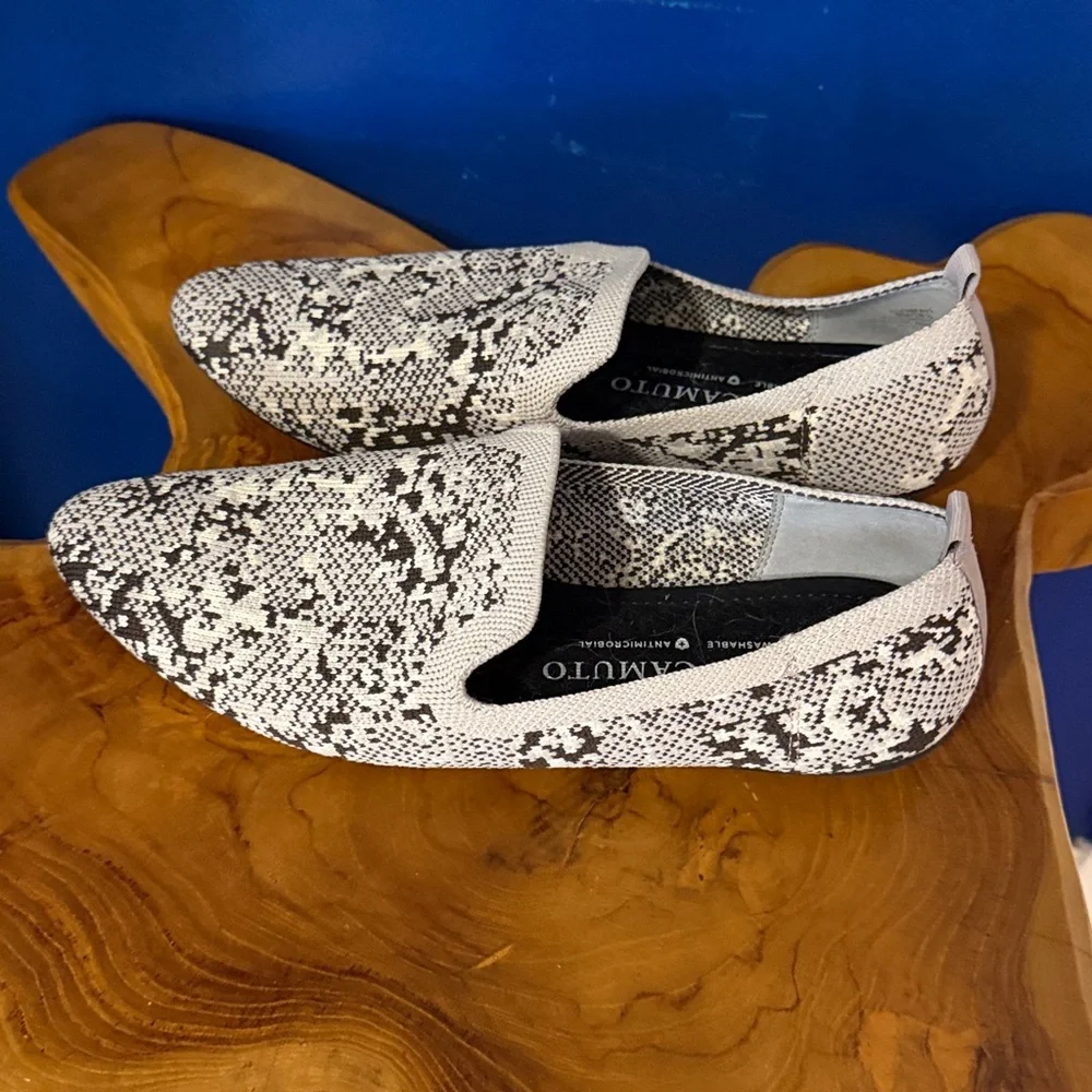 Vince Camuto Fabeau 3 Washable Knit Snake Print Slip On Smoking Loafers Sz 8